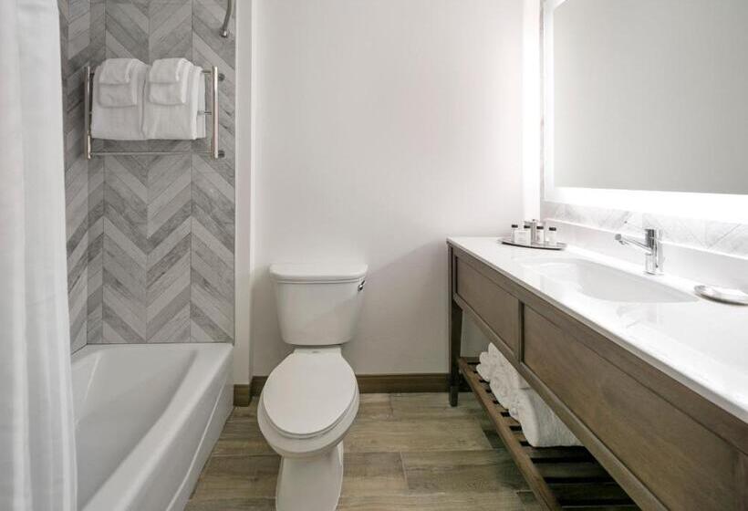 Sandcastle Hotel On The Beach