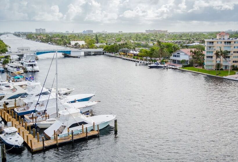 酒店 Sands Harbor Resort And Marina