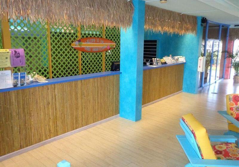 酒店 Sands Harbor Resort And Marina