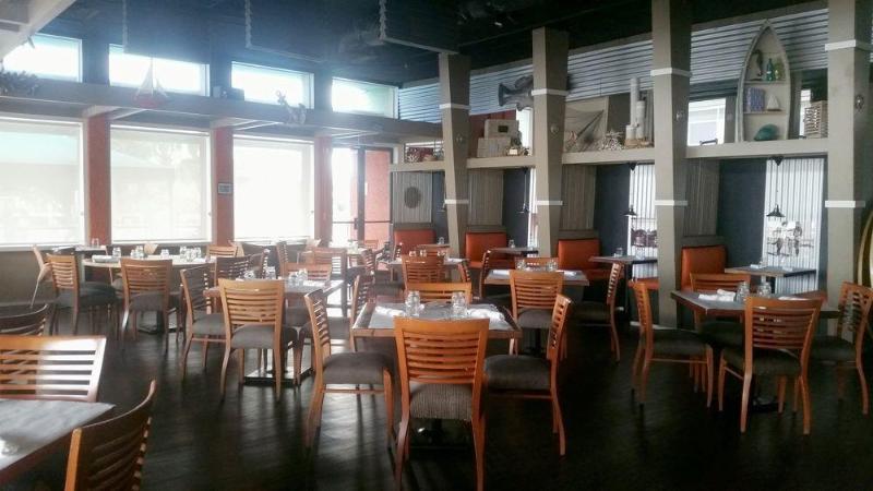 酒店 Sands Harbor Resort And Marina