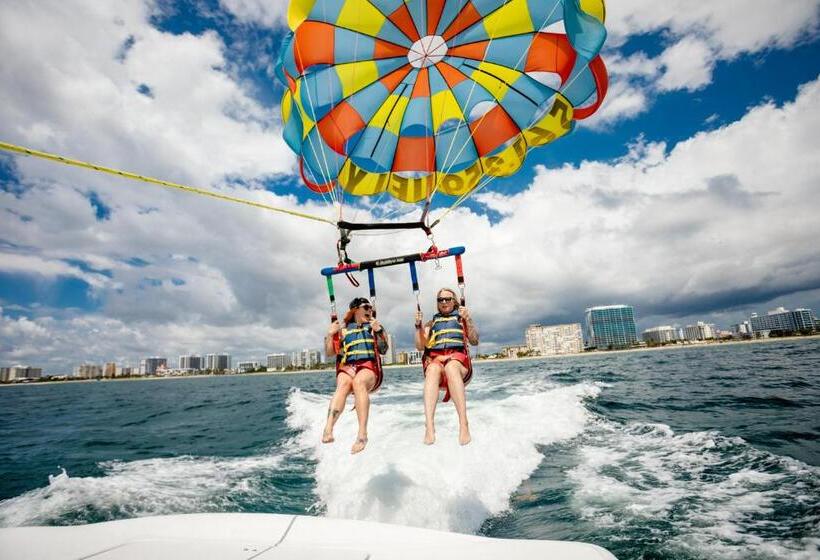 酒店 Sands Harbor Resort And Marina