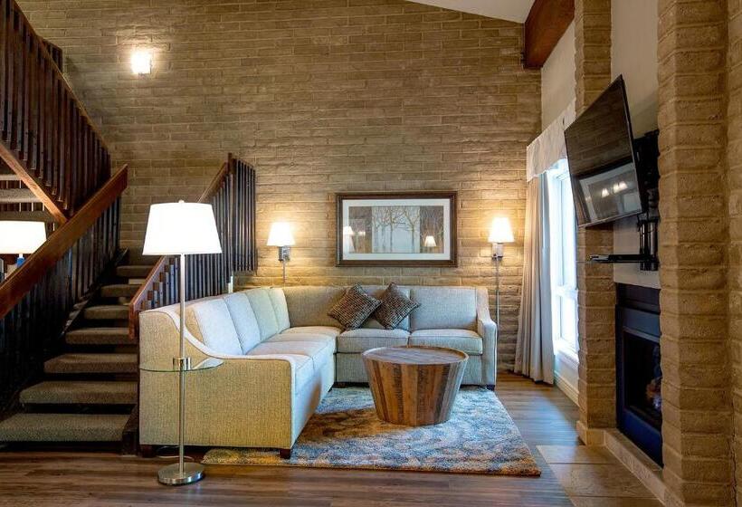 Отель Sandstone Creek Club Condominiums