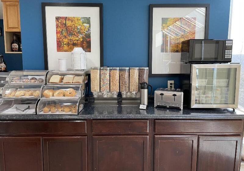 فندق Scenic Hills Inn