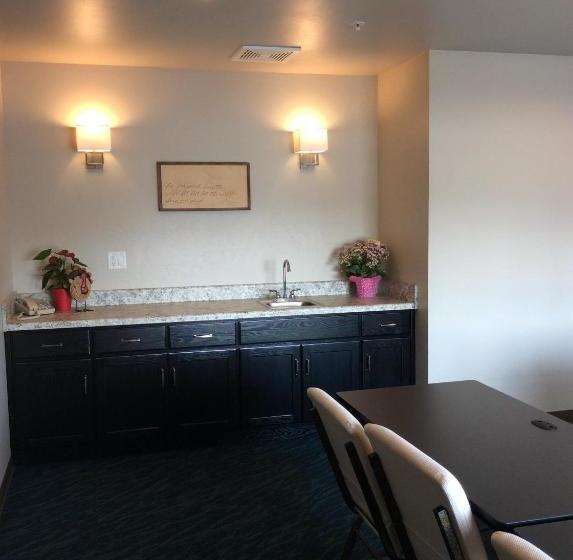 ホテル Scenic Shore Inn