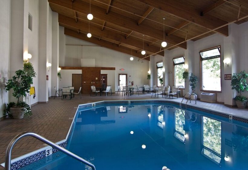 فندق Schoenbrunn Inn