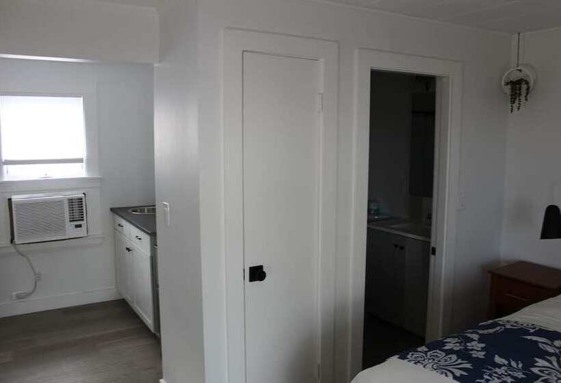 فندق Sea Latch Inn