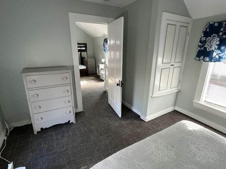 فندق Sea Latch Inn