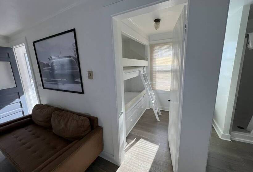 فندق Sea Latch Inn