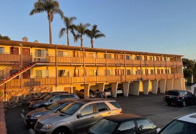 فندق Seahorse Inn