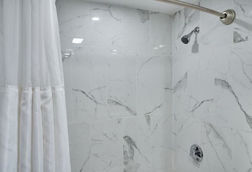 فندق Seaport Resort And Marina