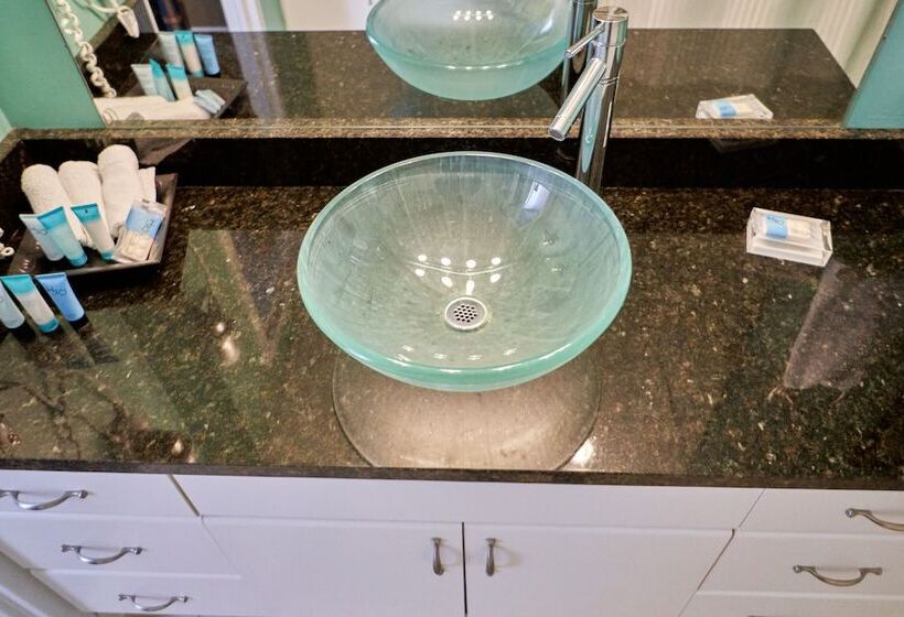 فندق Seaport Resort And Marina