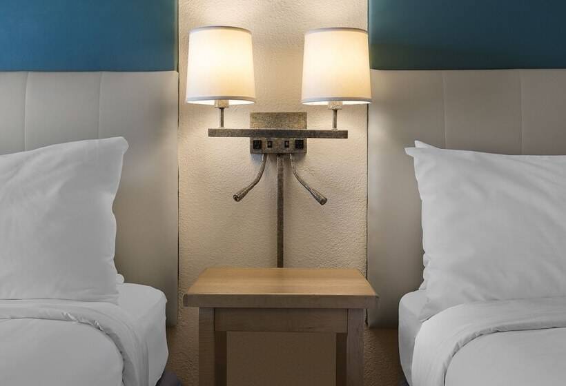 هتل Seaside Inn  Isle Of Palms