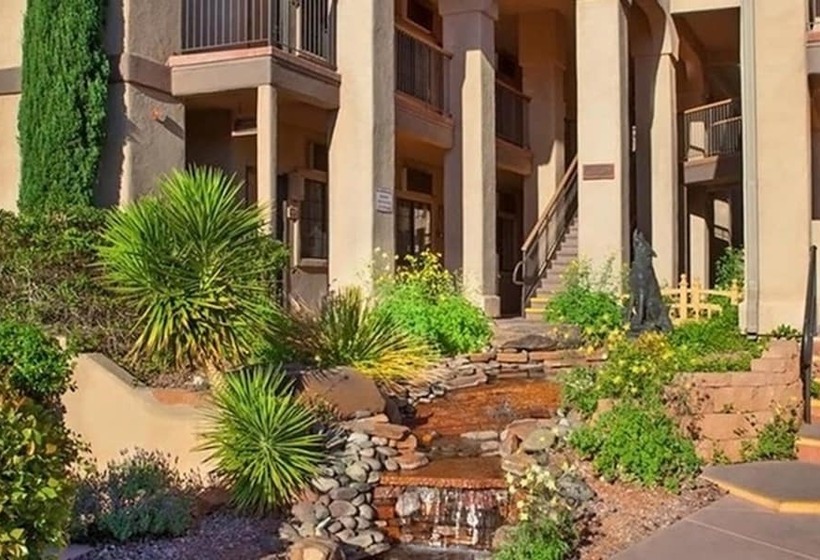 هتل Sedona Real Inn & Suites