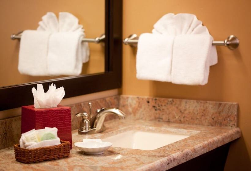 هتل Sedona Real Inn & Suites