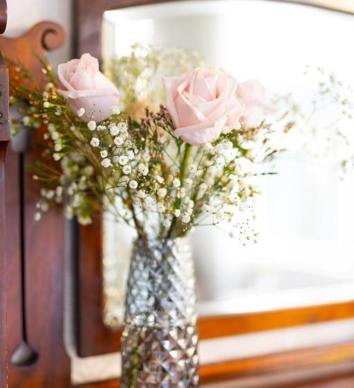 בית מלון כפרי Seven Gables Inn On Monterey Bay, A Kirkwood Collection