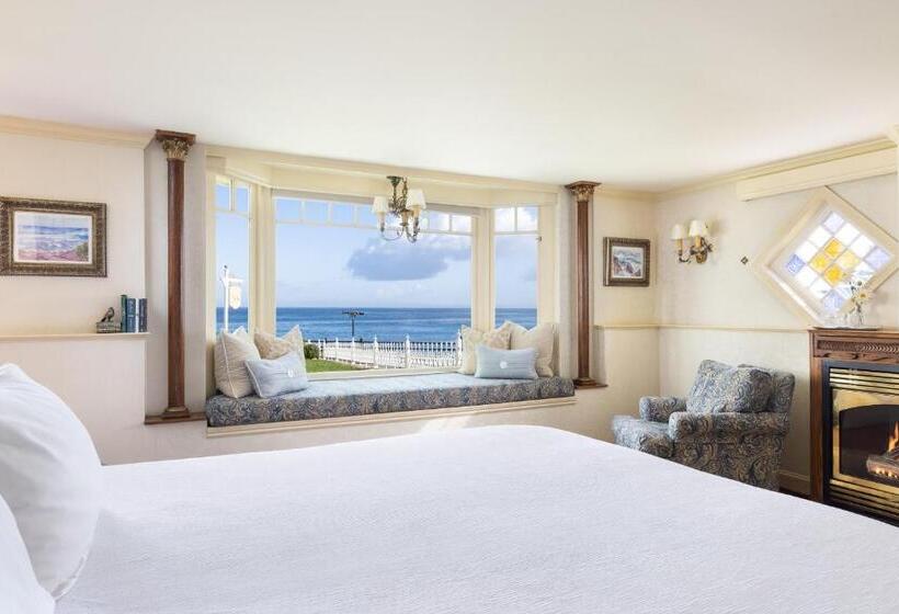 هتل Seven Gables Inn On Monterey Bay, A Kirkwood Collection