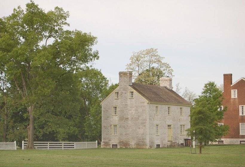 בית מלון כפרי Shaker Village Of Pleasant Hill