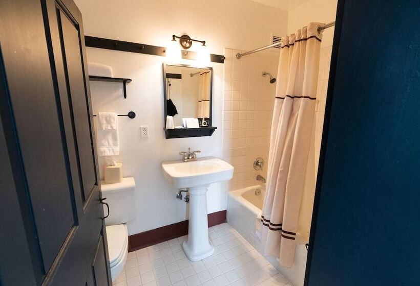 בית מלון כפרי Shaker Village Of Pleasant Hill