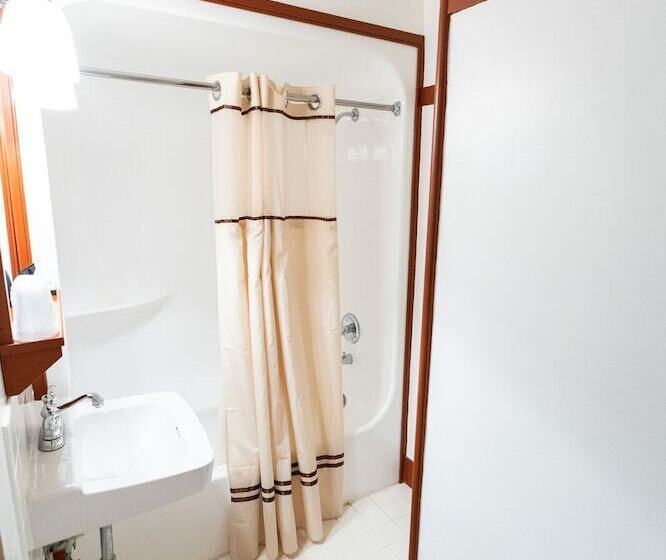 בית מלון כפרי Shaker Village Of Pleasant Hill