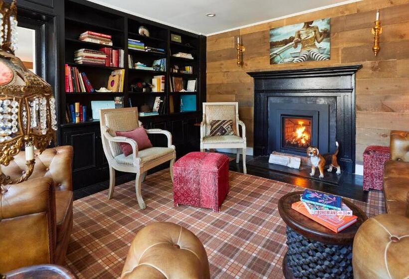 בית מלון כפרי Shelter Harbor Inn