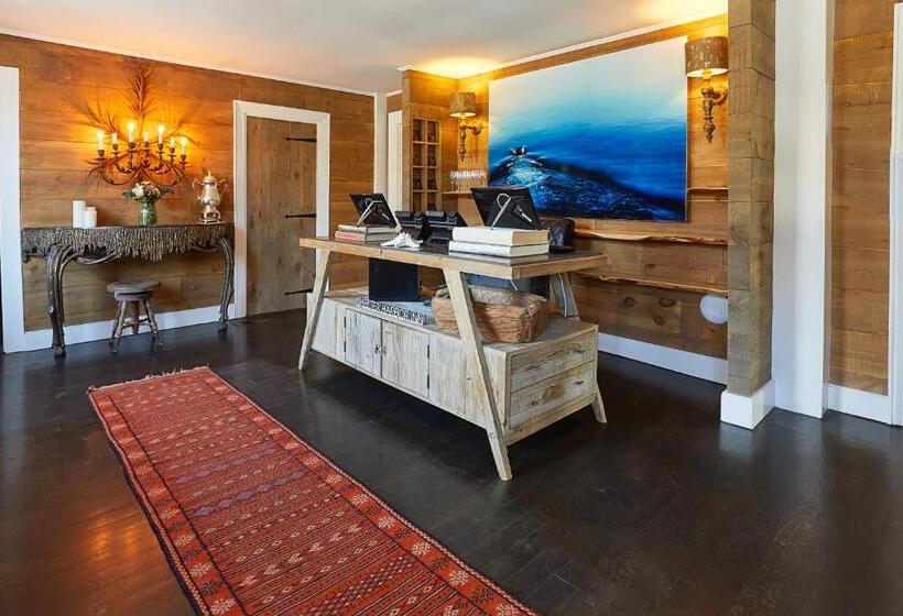 호텔 Shelter Harbor Inn