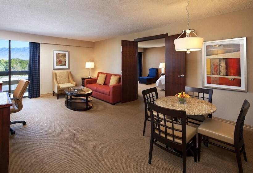 Отель Sheraton Albuquerque Uptown By Marriott