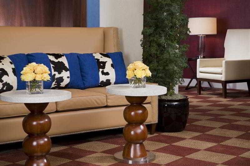 Отель Sheraton Albuquerque Uptown By Marriott