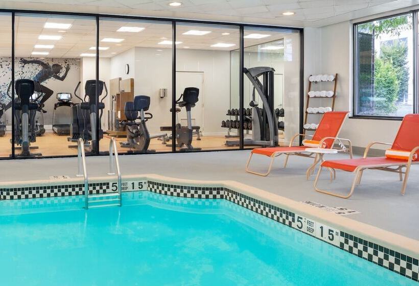 فندق Sheraton Lincoln Harbor