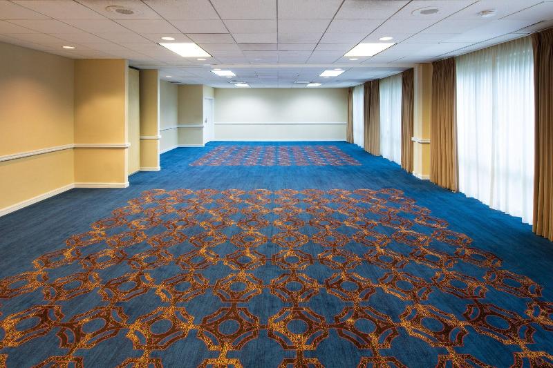 فندق Sheraton Milwaukee Brookfield