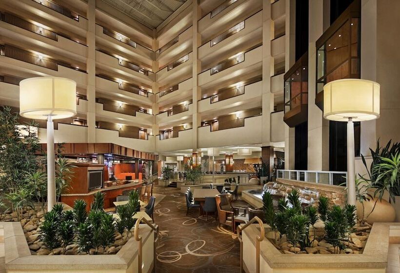 Sheraton Sioux Falls Hotel & Convention Center