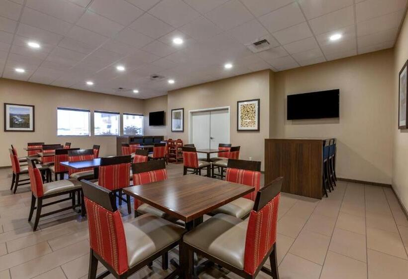 Отель Comfort Inn & Suites Coeur D Alene