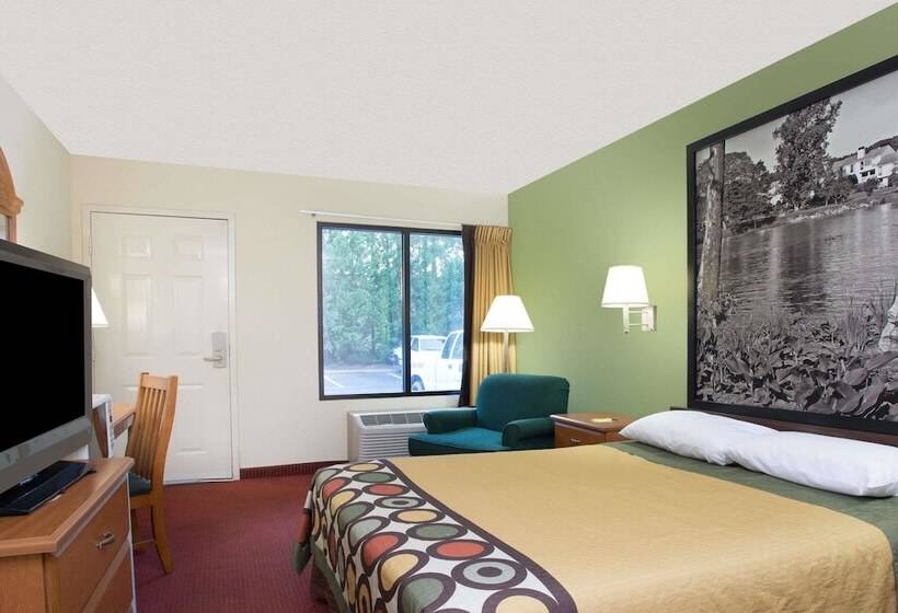 فندق Super 8 By Wyndham Lavonia