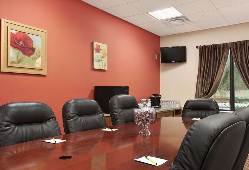 فندق Super 8 By Wyndham Pennsville/wilmington