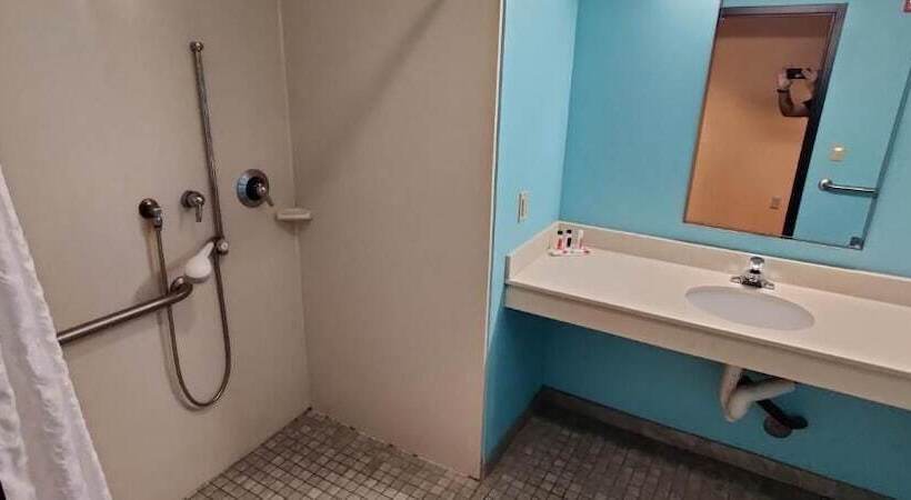 فندق Super 8 By Wyndham Pennsville/wilmington