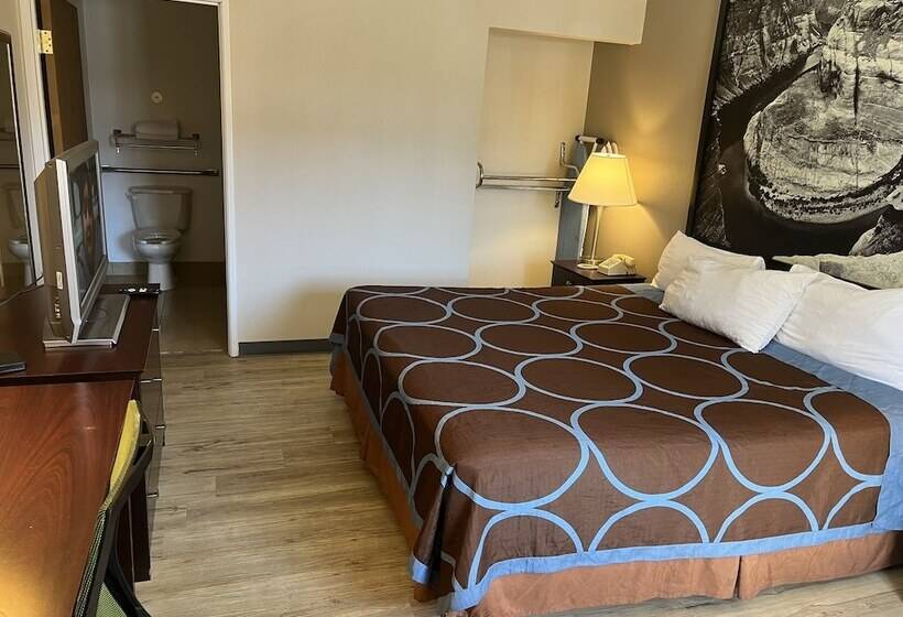 هتل Super 8 By Wyndham Tucson/grant Road Area Az