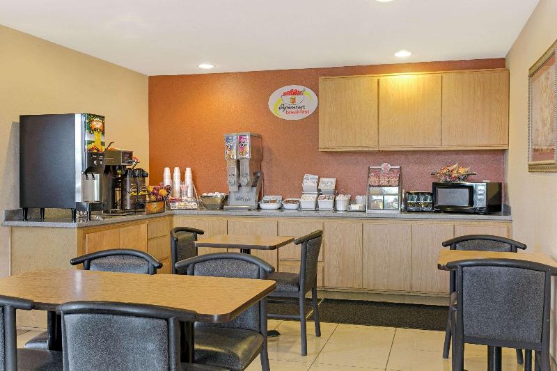 هتل Super 8 By Wyndham Tucson/grant Road Area Az