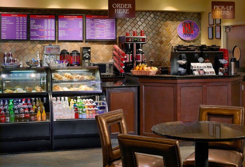 هتل The Royal Sonesta New Orleans