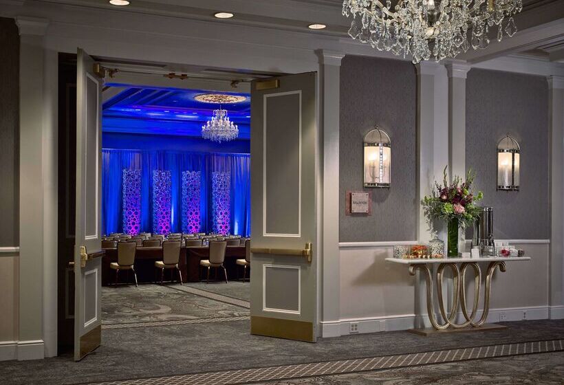 هتل The Royal Sonesta New Orleans