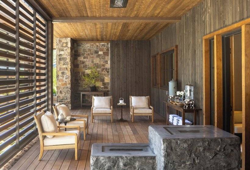 בית מלון כפרי The Rusty Parrot Lodge And Spa