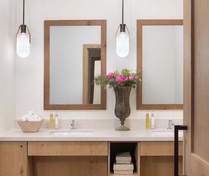 בית מלון כפרי The Rusty Parrot Lodge And Spa