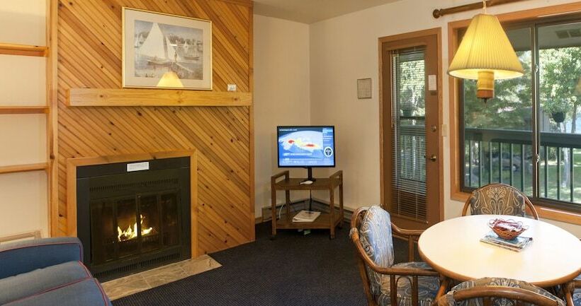 فندق The Shallows Resort