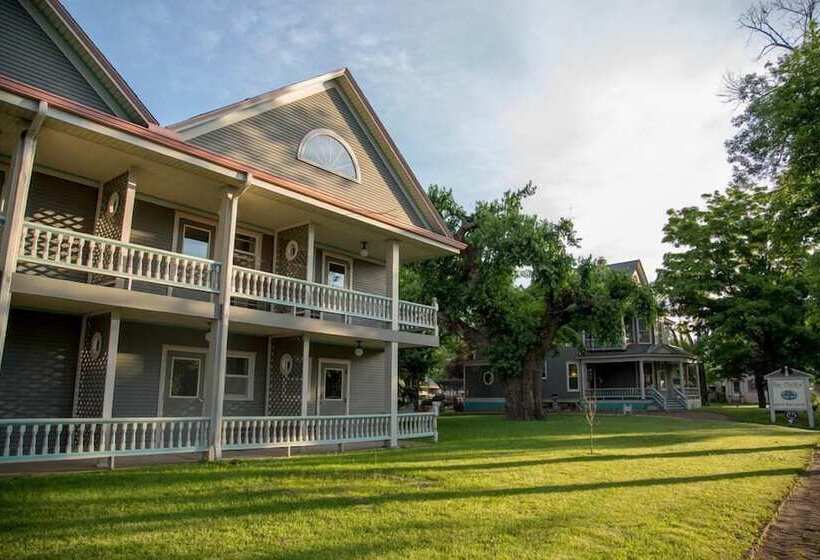 فندق The Shelby Inn