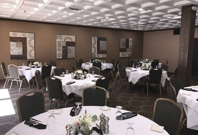 فندق The Sherman Inn