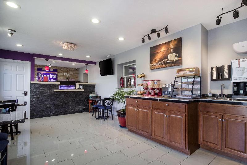 فندق على الطريق Knights Inn And Suites Salem