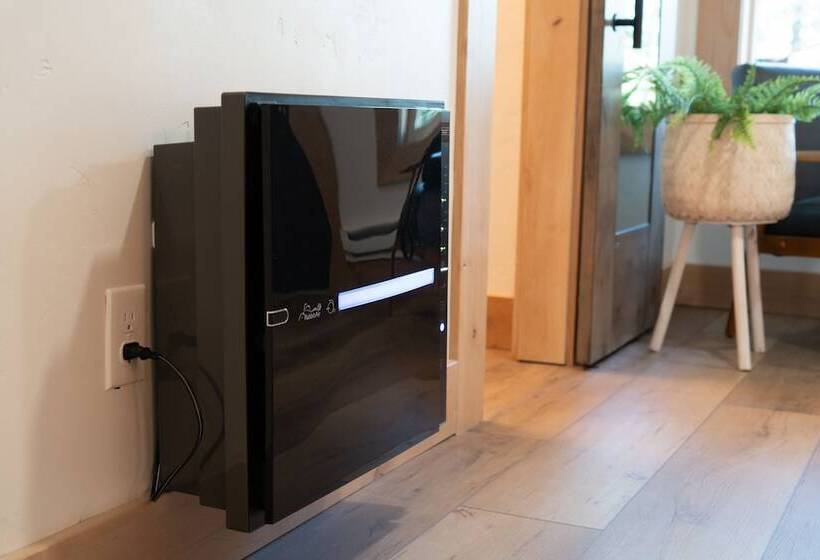 فندق على الطريق Scandia Inn