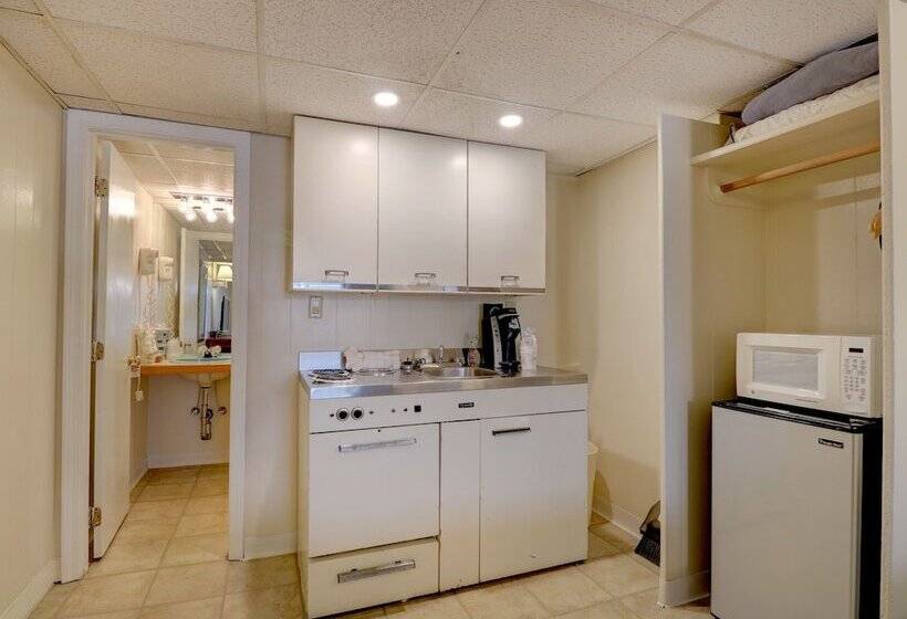 Мотель Sea View Inn