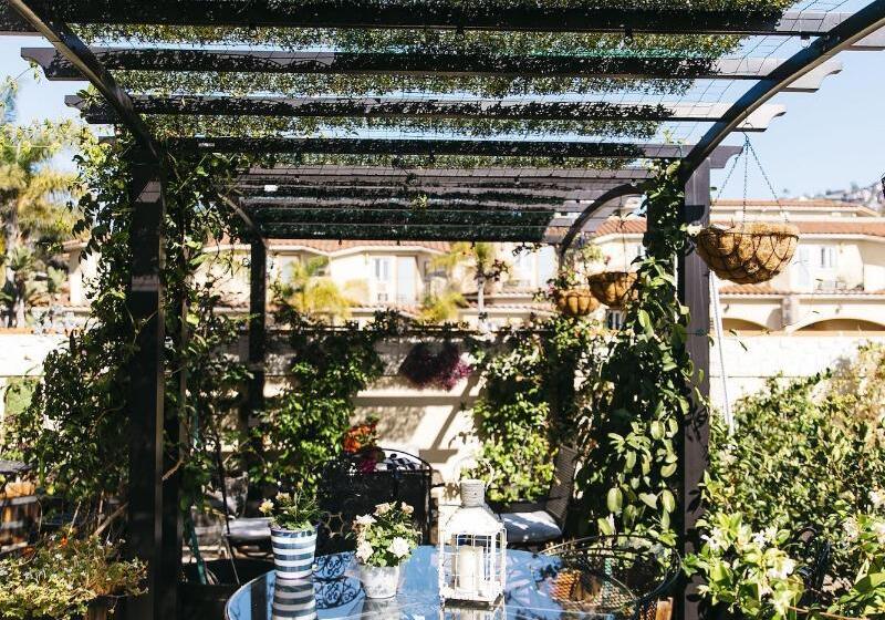 Мотель Laguna Cove