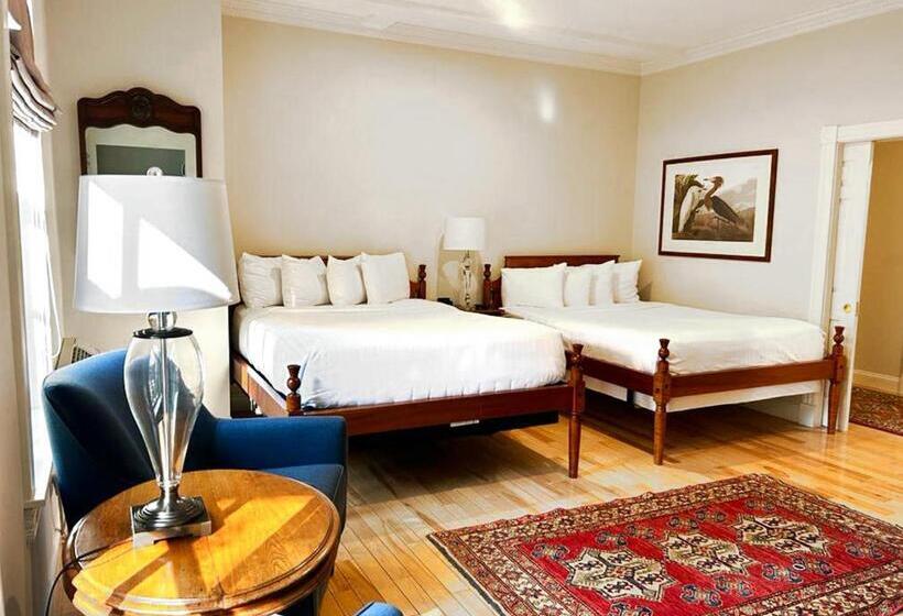 فندق على الطريق The Shire Woodstock