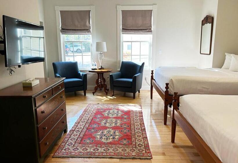 فندق على الطريق The Shire Woodstock