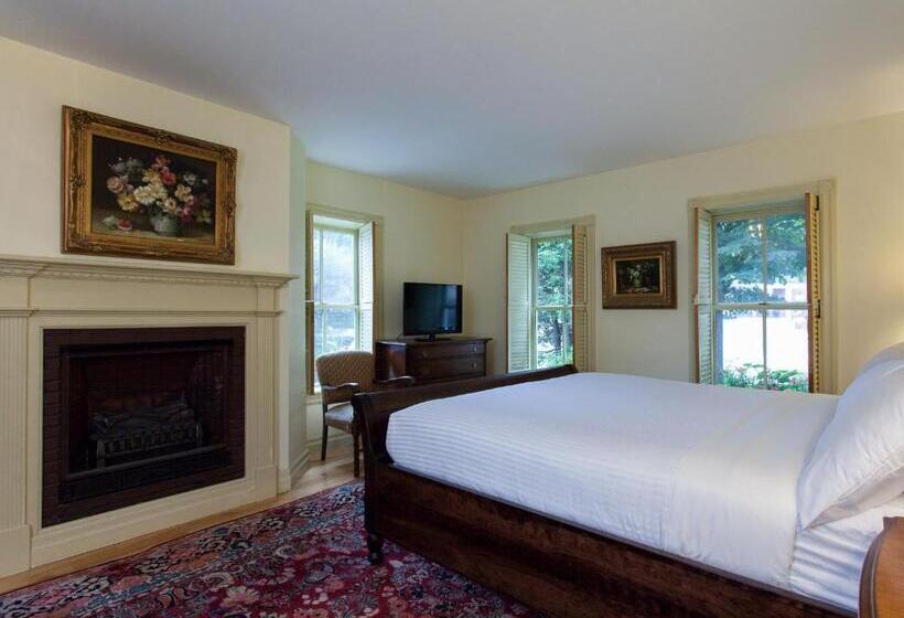 فندق على الطريق The Shire Woodstock